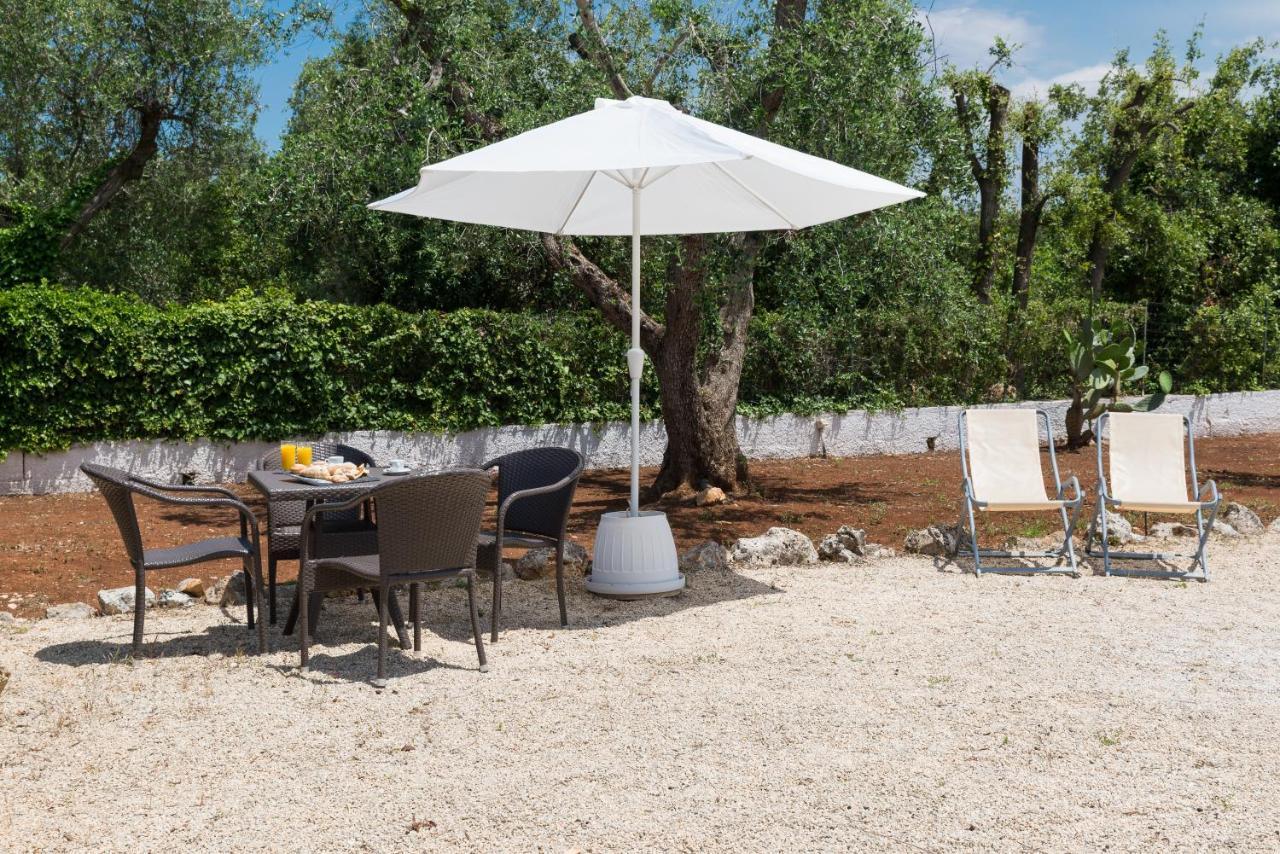 Piccolo Hotel Villa Rosa オストゥーニ エクステリア 写真