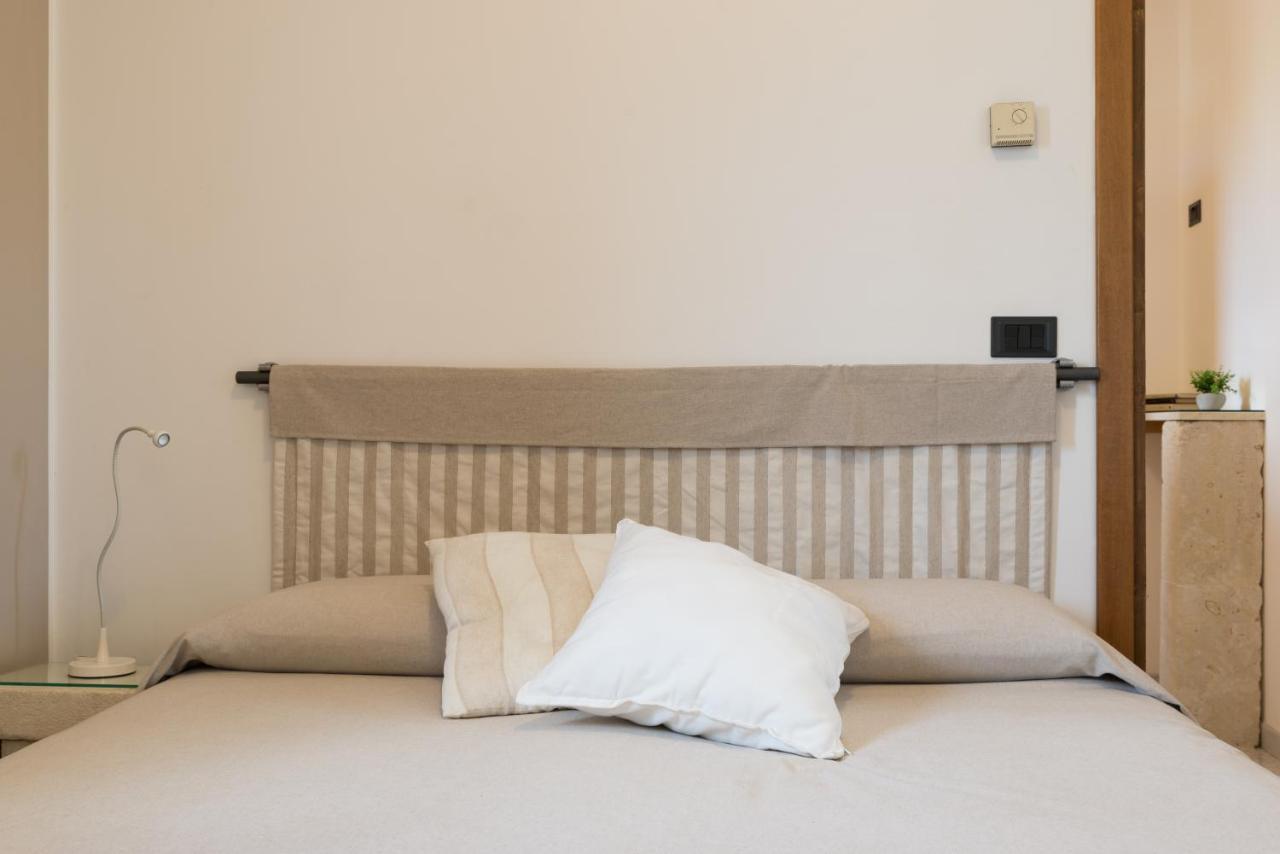 Piccolo Hotel Villa Rosa オストゥーニ エクステリア 写真